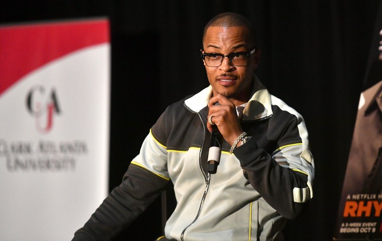 T.I. takes mic after comedian mentions sexual assault allegations