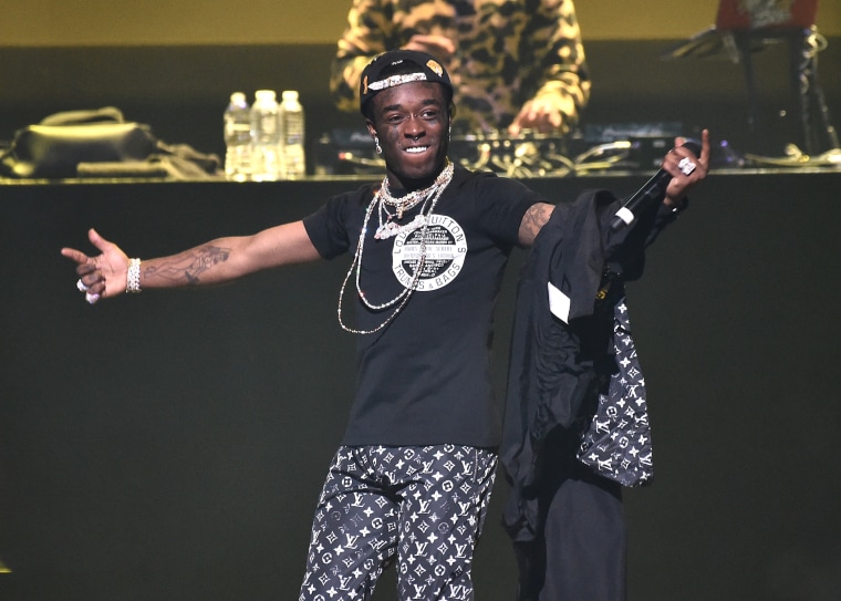 Lil Uzi Vert appears to have pierced an enormous diamond into his forehead