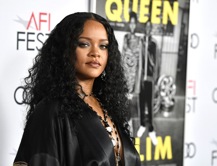 Report: A Rihanna doc has been sold to Amazon for $25 million