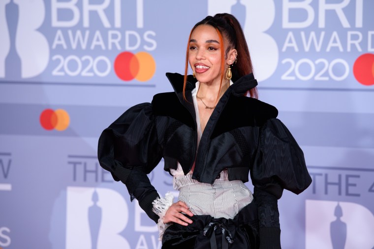 FKA twigs recorded a new album with El Guincho in quarantine