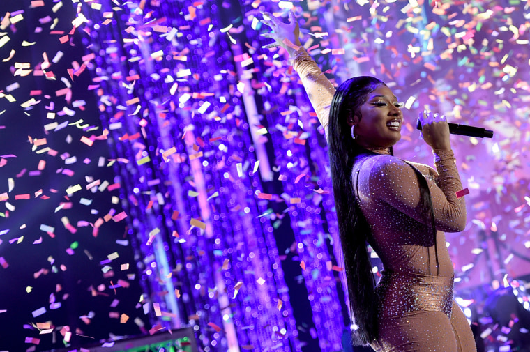 Megan Thee Stallion announces “Hotties Helping Houston” fundraising drive