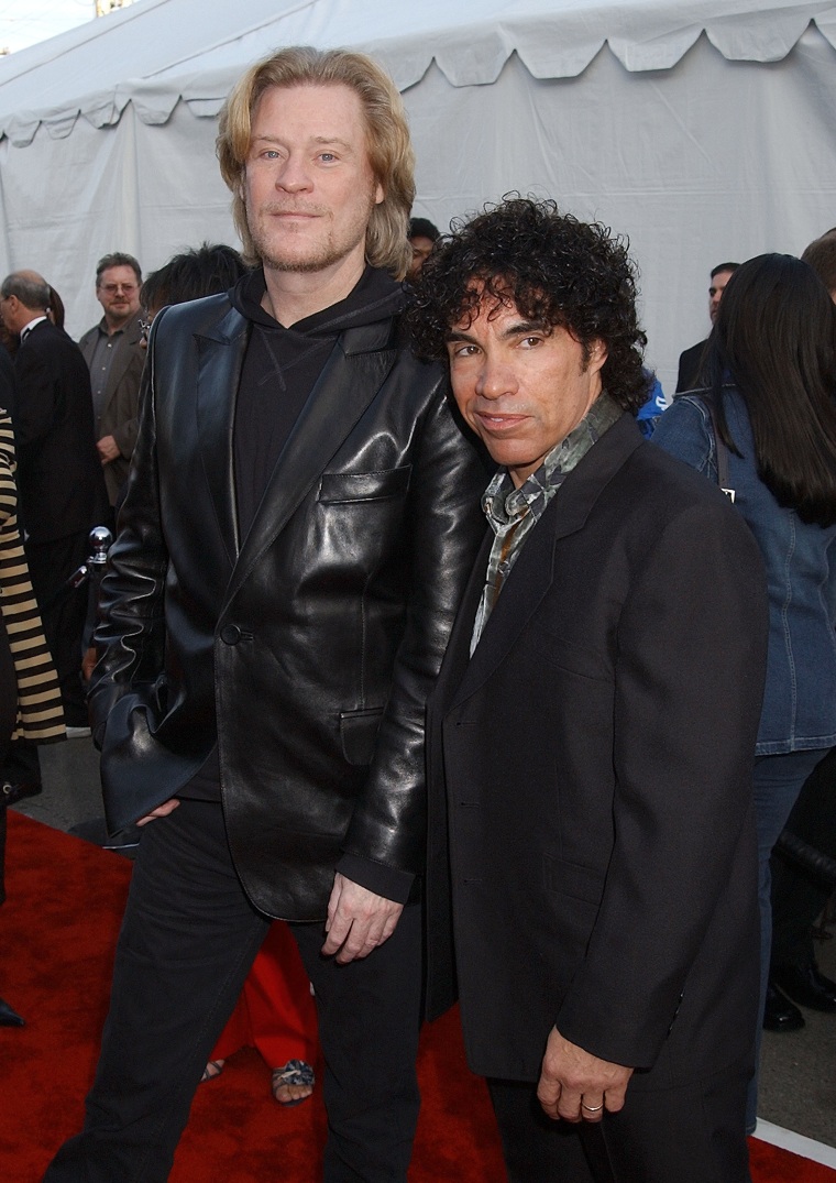 Details emerge in Hall & Oates lawsuit
