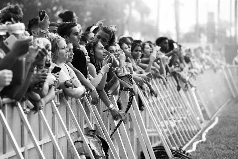 Moshpits are mid now