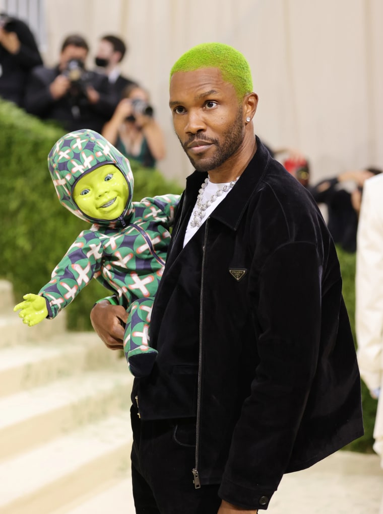 Report: Scammer sold Frank Ocean “leaks” with AI-generated vocals for thousands