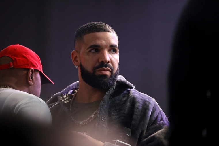 Report: Drake has withdrawn his 2022 Grammy nominations