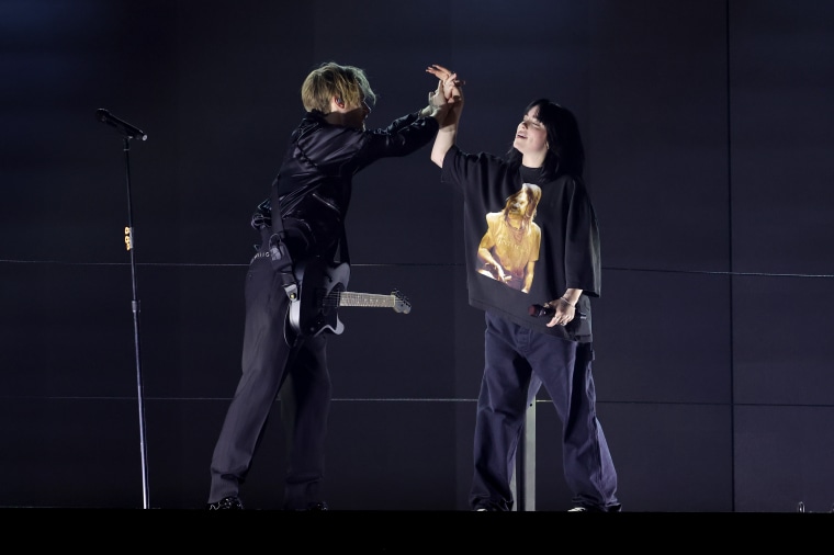 Watch Billie Eilish perform “Happier Than Ever” at the 2022 Grammys