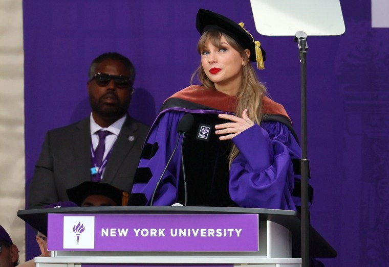 Taylor Swift gives 2022 NYU commencement speech