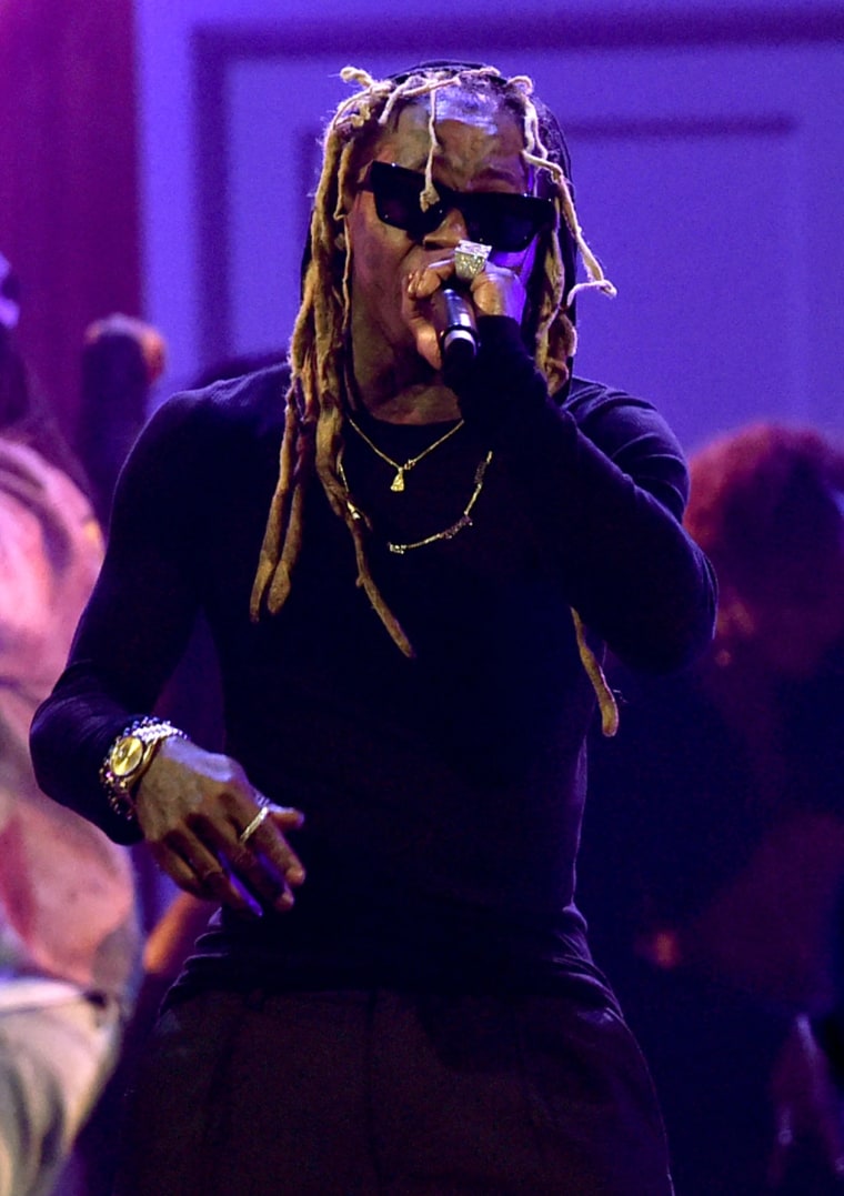 Lil Wayne ends concert early after poorly received guest performance