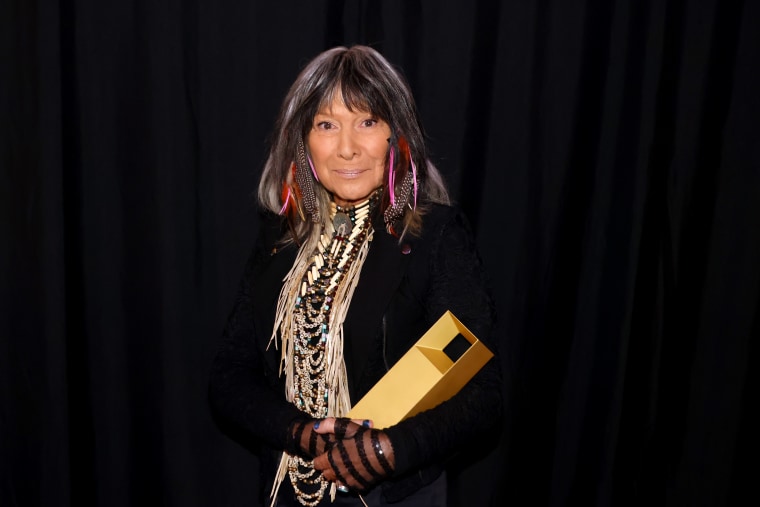 Buffy Sainte-Marie shares statement on indigenous heritage ahead of CBC documentary