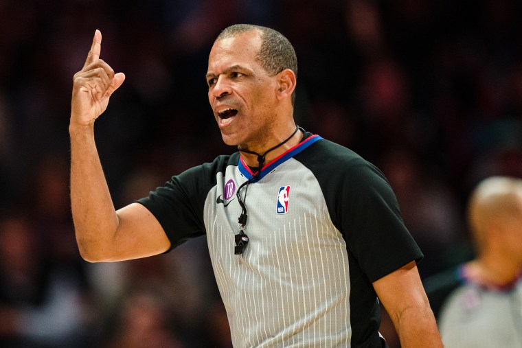 NBA ref who may have used anonymous Twitter account to defend himself retires