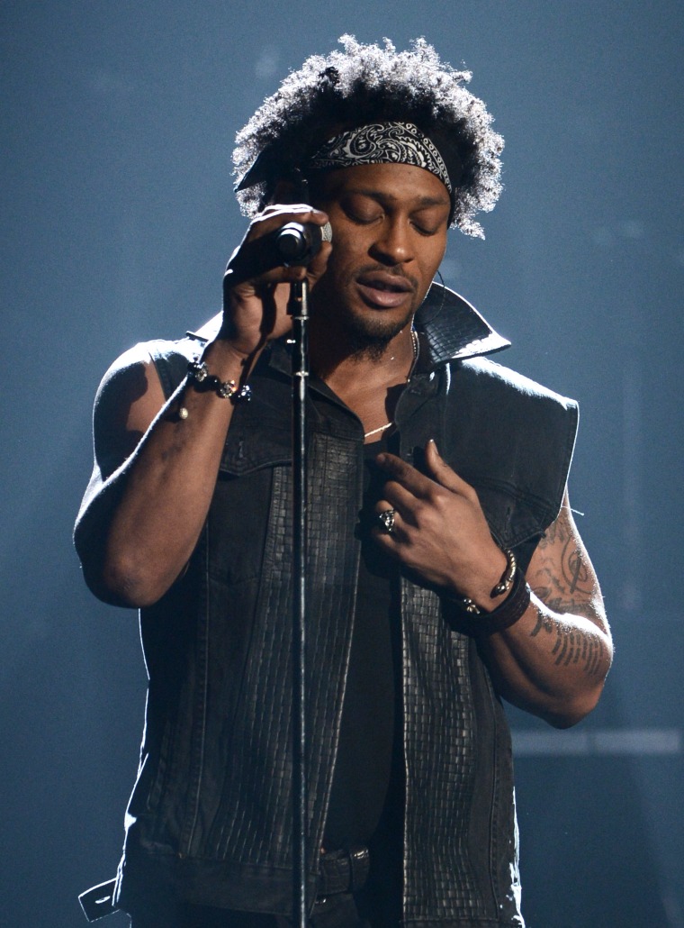 D’Angelo postponed a gig to work on new material