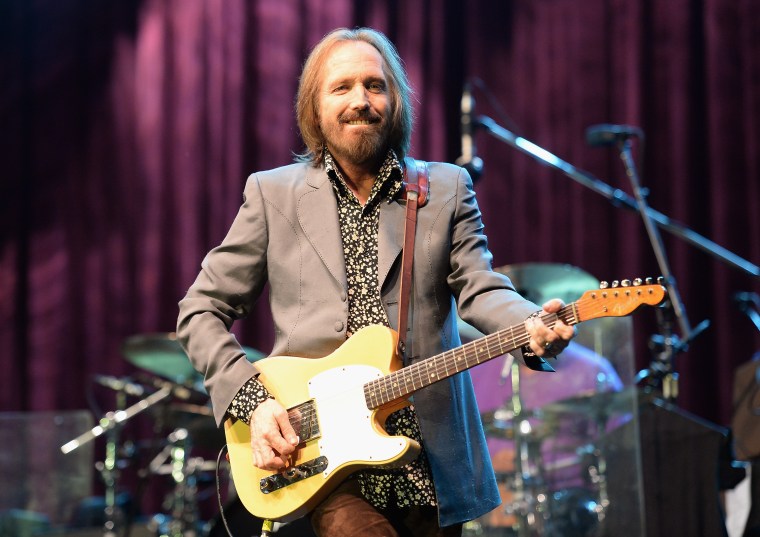 Report: Tom Petty taken off life support after “full cardiac arrest”