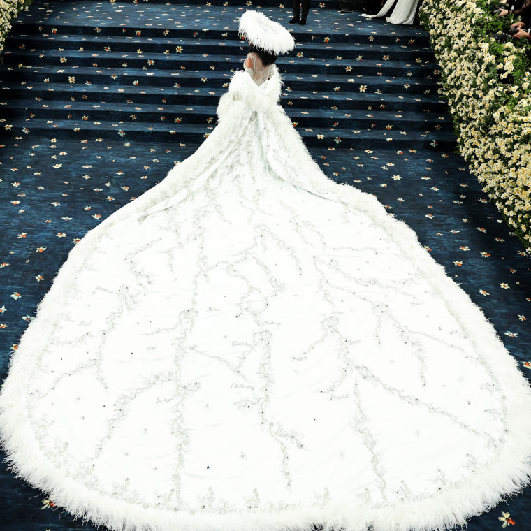 Diana Ross’s stunning 2025 Met Gala gown paid tribute to her family