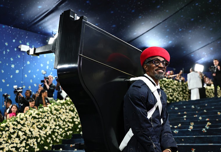 André 3000 shares instrumental project <i>7 piano sketches</i>