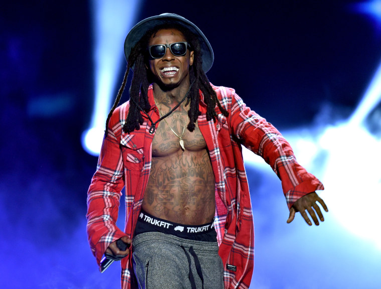 Watch Lil Wayne perform “Old Town Road” remix at Lollapalooza