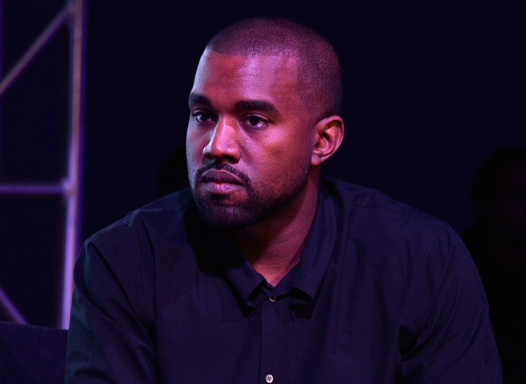 Report: Kanye West is trying to legally change his full name to “Ye”