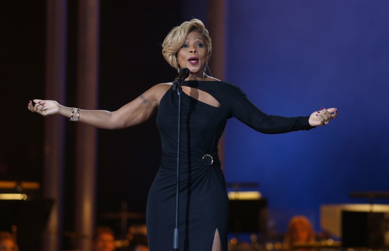 Mary J. Blige Is Getting The Hologram Treatment This Weekend When She Performs At The Statue Of Liberty