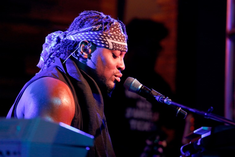 D’Angelo Will Appear On <i>The Tavis Smiley Show</i>