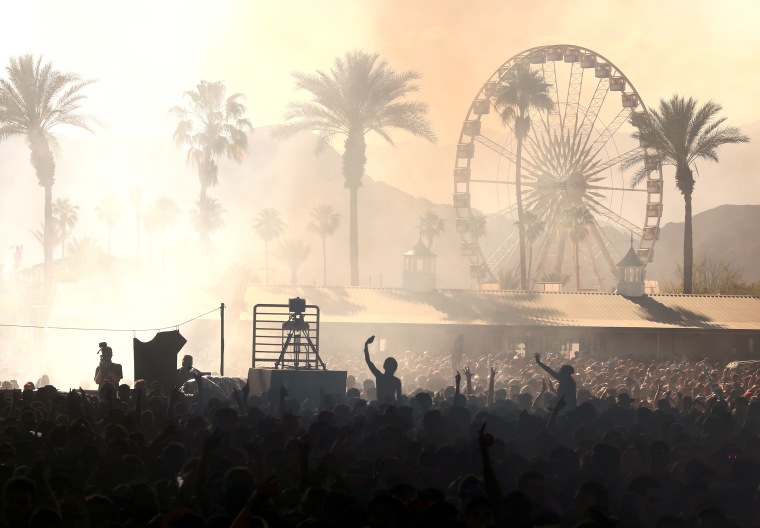 The 2018 Coachella schedule is here.