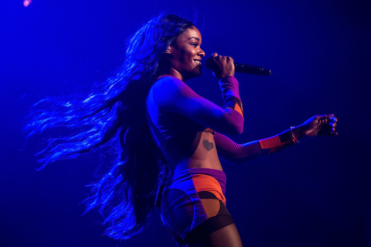 Azealia Banks returns with bilingual rap song “Nirvana”