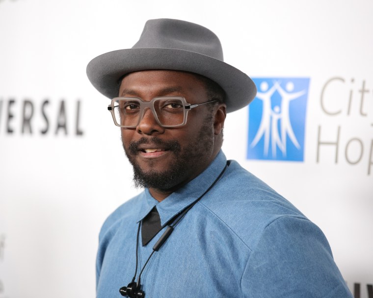 Will.i.am claims “racist” flight attendant called the police on him in Australia