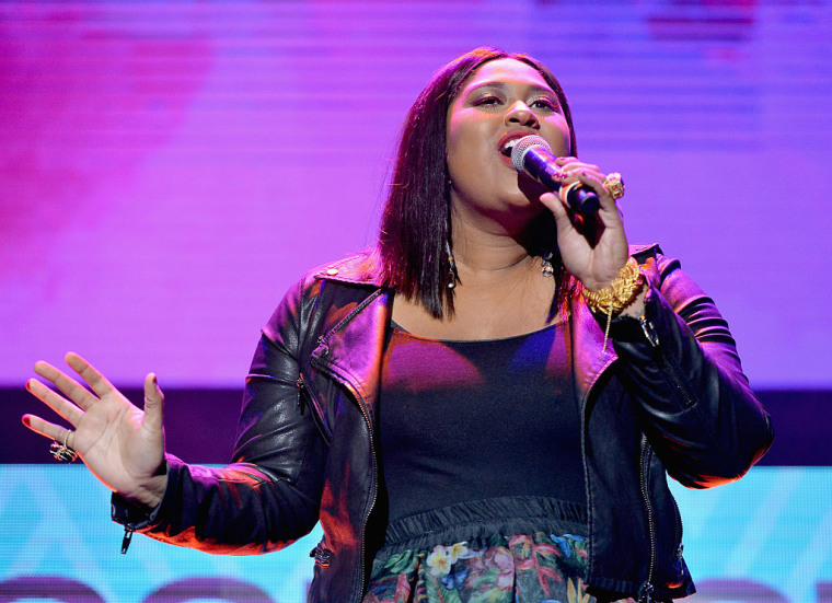 Twitter Is Saying Jazmine Sullivan Curved A Deceased Gospel Singer In A Facebook Post