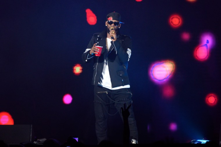 R. Kelly faces fresh accusation of sexual misconduct