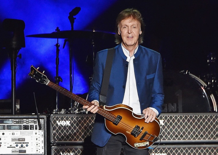 Paul McCartney to headline Glastonbury 2020