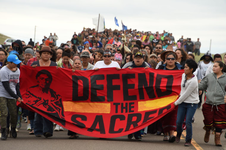 3 Ways You Can Help The Dakota Access Pipeline Protestors Other Than Checking In On Facebook