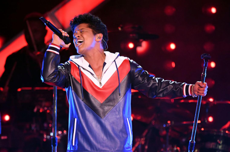 Bruno Mars’s “That’s What I Like” Jumps To No. 1 On The Hot 100