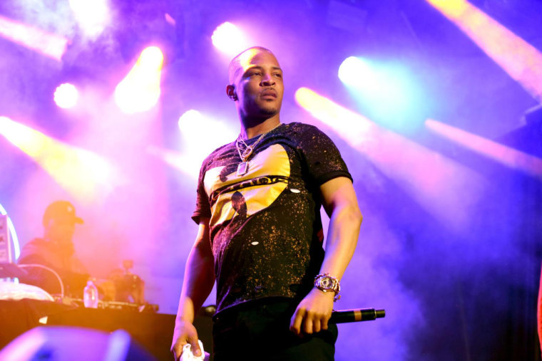 T.I. reportedly arrested after trying to enter his gated community