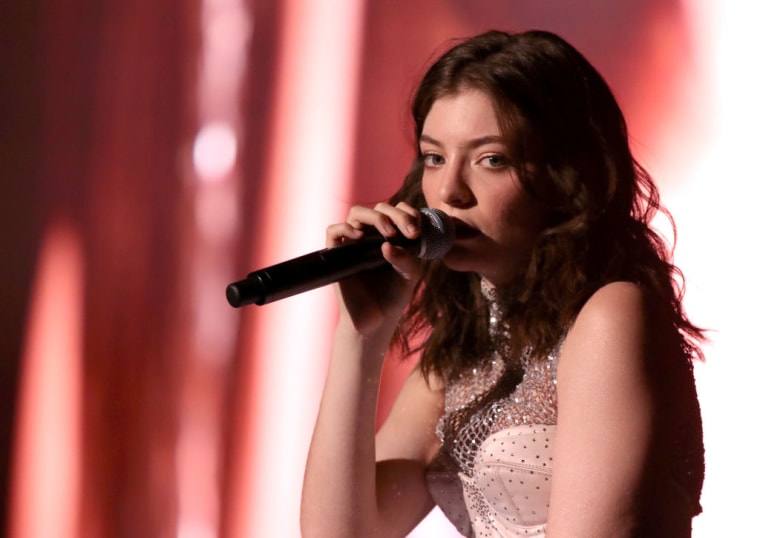 Israeli group sues Lorde op-ed authors