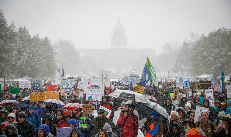 No One On Earth Is Happy That Trump Is Choosing To Ruin The Planet