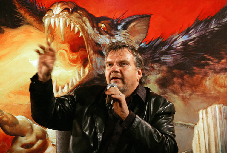 Meat Loaf dies at 74