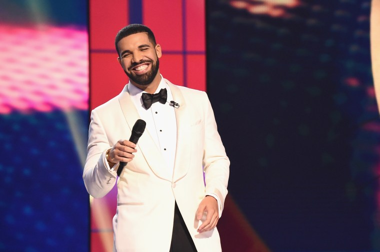 Drake earns most weeks at #1 in a single year on Billboard Hot 100