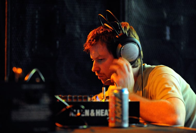 Aphex Twin uploads two archival tracks to Soundcloud