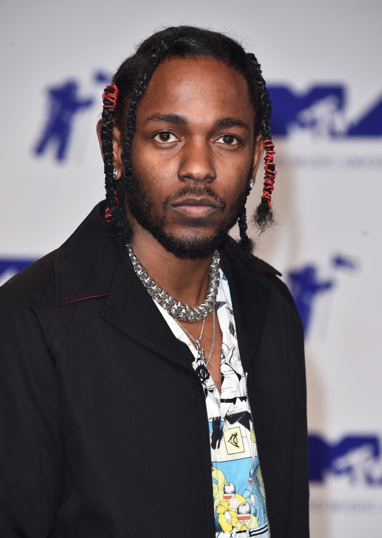 Watch Kendrick Lamar’s Fiery VMAs Performance