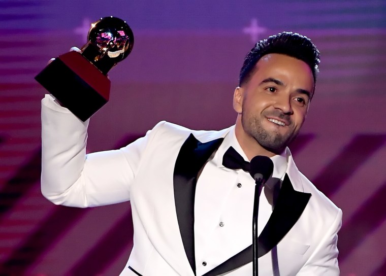 “Despacito” dominated the 2017 Latin Grammys