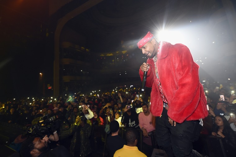 Juelz Santana flees New Jersey airport after TSA finds gun on him