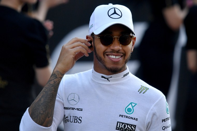 Lewis Hamilton issues apology after shaming his young nephew for wearing a dress