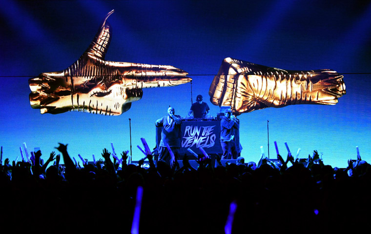 Run The Jewels reveal countdown clock and “emergency tip line” number