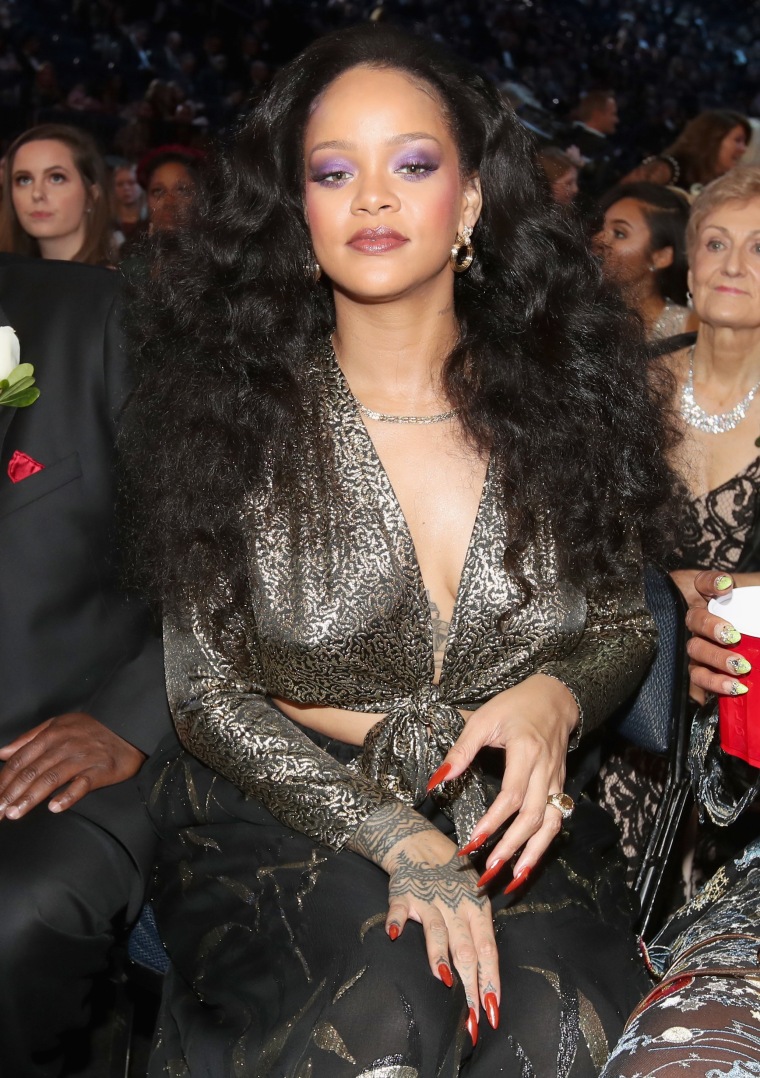 Rihanna responds to Snapchat’s “slap Rihanna” ad