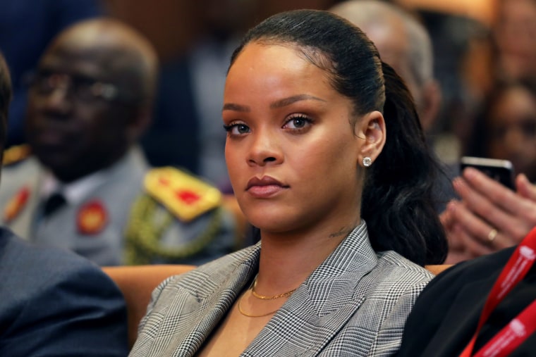 Snapchat issues apology over Rihanna advert making light of domestic abuse