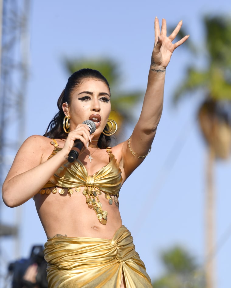 Kali Uchis says her guitarist “Just didn’t show up” to Coachella