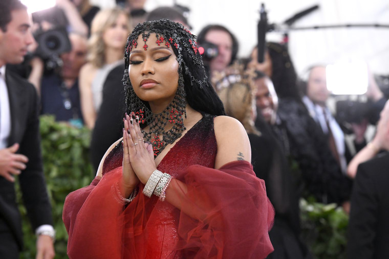 Nicki Minaj says she might delay <i>Queen</i> due to a clearance issue