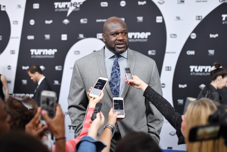 Shaq bodied a 40oz. steak while DJ’ing in Atlantic City