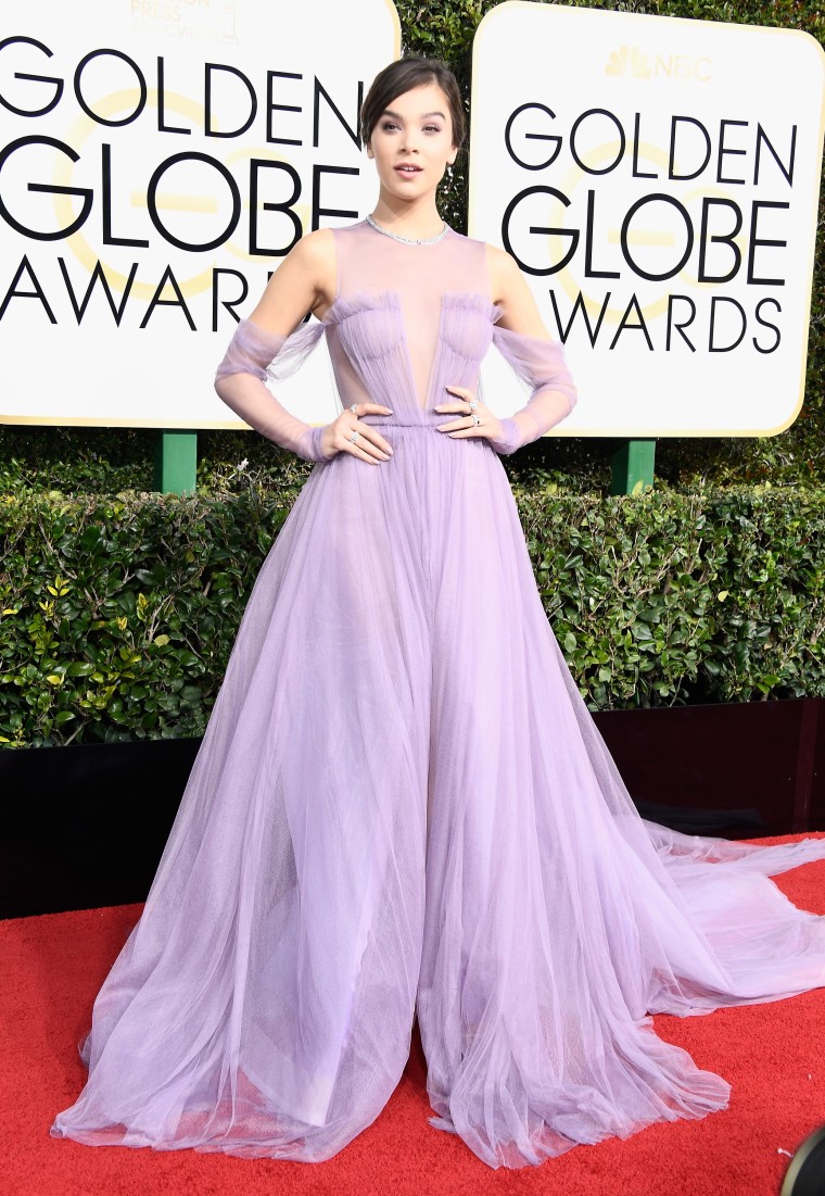 Here’s All The Looks You Need To See From The 2017 Golden Globes Red Carpet