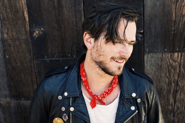 Hear Butch Walker’s Nostalgic “Wilder In The Heart”