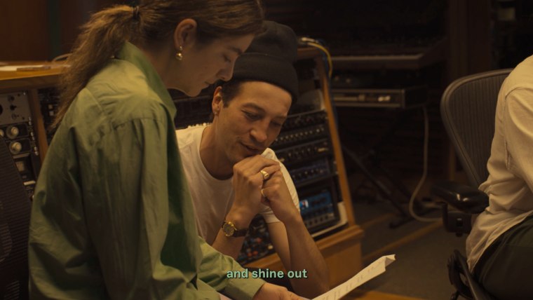 Lorde joins Marlon Williams on his new song “Kāhore He Manu E” 