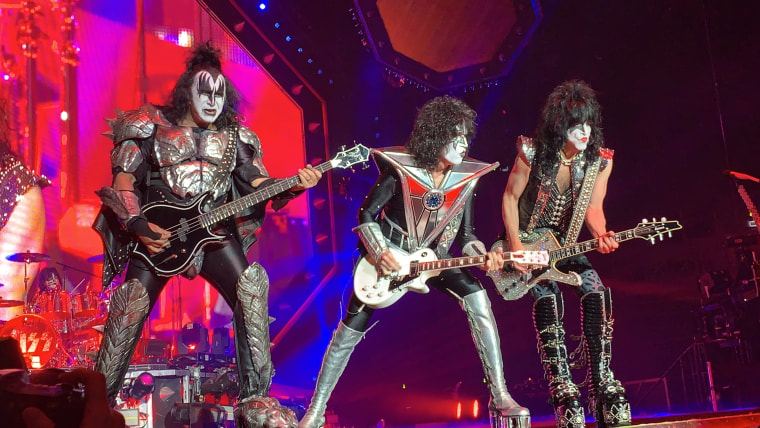 At farewell show, KISS reveal new digital touring concert